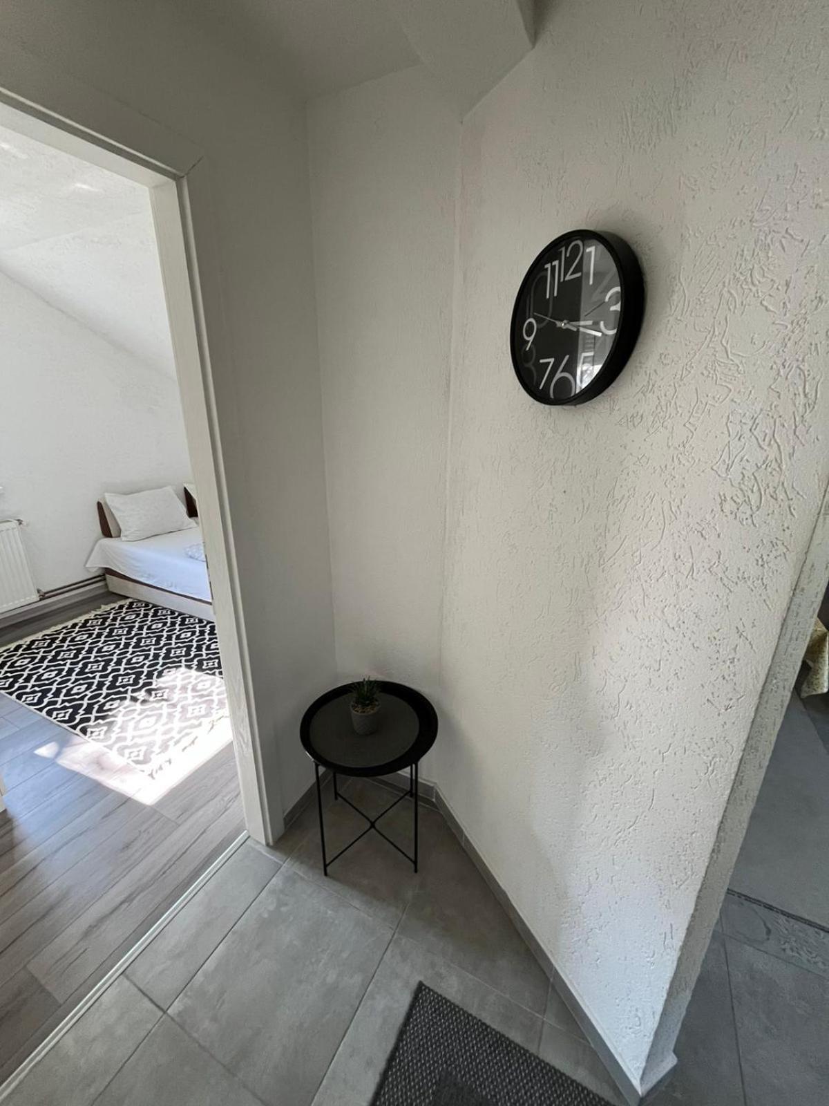 Apartman All Seasons Hotonj Exterior photo